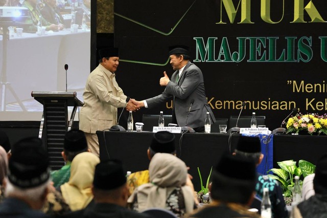 Prabowo Cerita Bikin Buku Dan Kenikmatan Berbakti Ke Negara | Kumparan.com