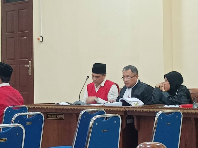 Operator Jaringan Narkoba Fredy Pratama, Jadi Saksi di Sidang Andri Gustami (1)