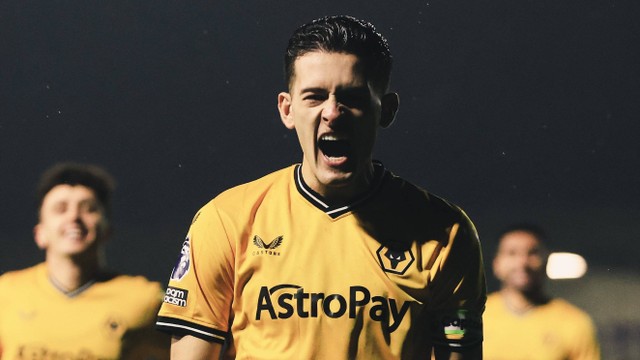 Justin Hubner saat bersama tim Wolverhampton Wanderers (Wolves) U-21. Foto: X @WolvesAcademy