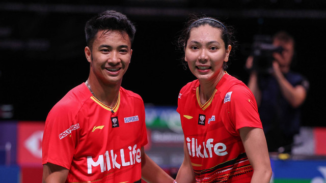 Dejan Ferdinansyah dan Gloria Emanuelle Widjaja di Arctic Open 2023. Foto: bwfbadminton.com