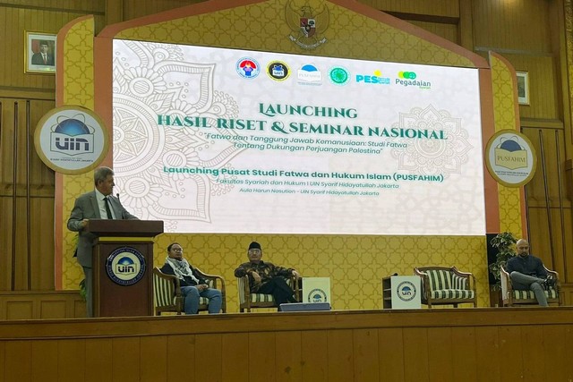 Launching Riset dan Seminar Nasional Fatwa dan Tanggung Jawab Kemanusiaan di Auditorium UIN Jakarta, Selasa (5/12/2023). Foto: MUI