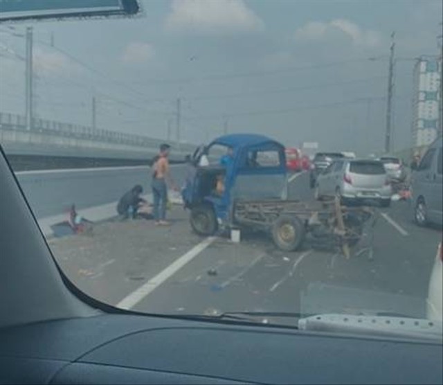 Pikap yang kecelakaan di Tol MBZ, Rabu (6/12/2023). Dok: Fajar Surya/kumparan