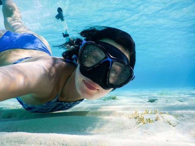 Ilustrasi Snorkeling Gili Trawangan. Foto: Unsplash/Analia Ferrario