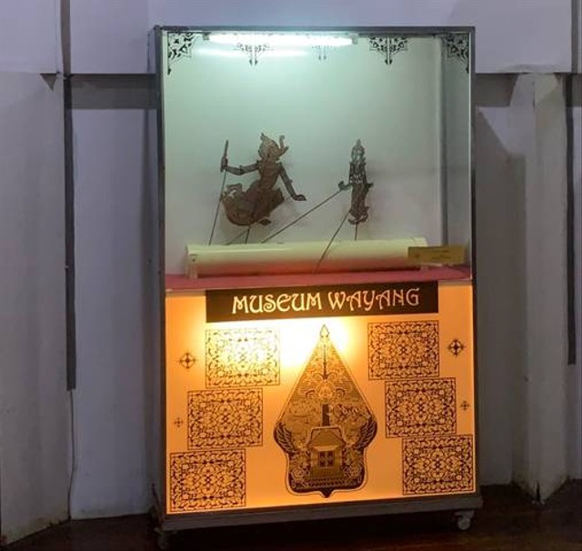 Foto Wayang : Sumber foto asli