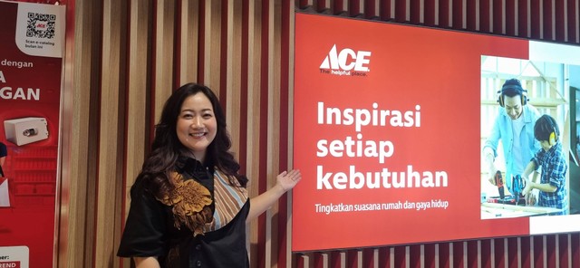 Vice President of Corporate Affairs, Communications & Sustainability Kawan Lama Group, Melinda Pudjo di Living World Bali. Foto: Ave Airiza Gunanto/kumparan