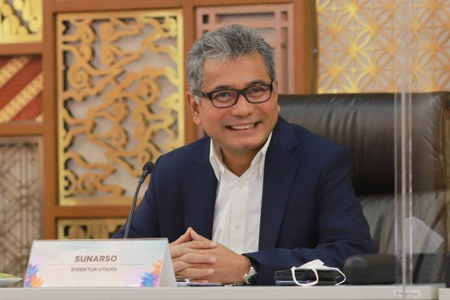 Dirut BRI Sunarso dinobatkan sebagai 'CEO of The Year 2023'. Foto: Dok. BRI