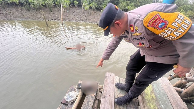 Potongan payudara ditemukan terbungkus plastik di Adventure Land Romokalisari Surabaya. Foto: Dok. Istimewa