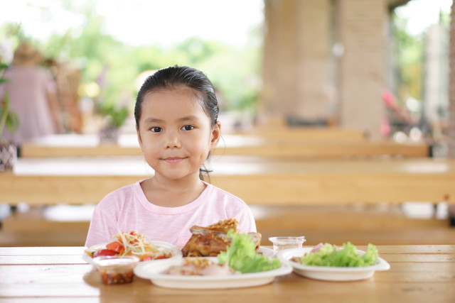 Anak punya lesung pipi. Foto: Shutterstock