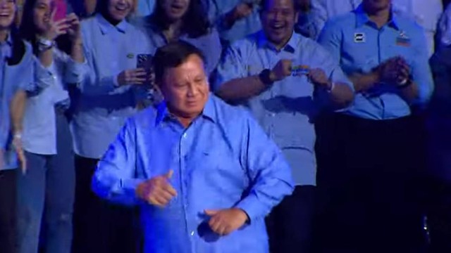 Prabowo Joget saat konsolidasi pemenangan Prabowo - Gibran
 Foto: Youtube/Waktunya Indonesia Maju