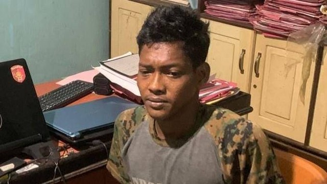 Andi alias Black (20 tahun) pembunuh sekeluarga di  Sanggalea, Kelurahan Taroada, Kecamatan Turikale, Kabupaten Maros, Sulsel, ditangkap polisi. Foto: Dok. Istimewa