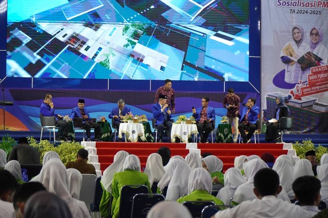 Sekitar 2000 Siswa SMA Hadiri Peluncuran Penerimaan Maba Unismuh Makassar