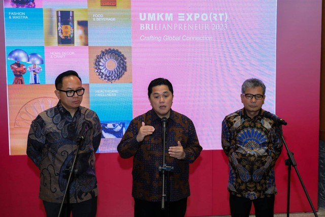 Menteri BUMN Erick Thohir pada acara pembukaan UMKM EXPO(RT) BRILIANPRENEUR 2023, yang merupakan rangkaian dari HUT ke-128 BRI di Jakarta Convention Center, 7 Desember 2023. dok.BRI