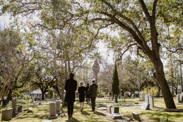 10 Ucapan Selamat Jalan Untuk Orang Meninggal Bahasa Jawa dan Artinya. Foto:Pexels/RDNE Stock project.