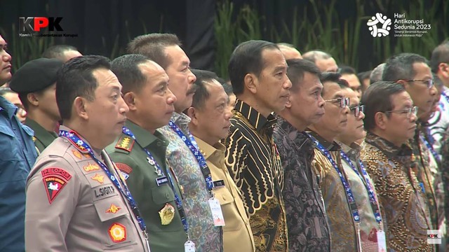 Presiden Jokowi hadir di pembukaan Peringatan Hari Antikorupsi Sedunia, Selasa (12/12/2023). Foto: Youtube/KPK RI