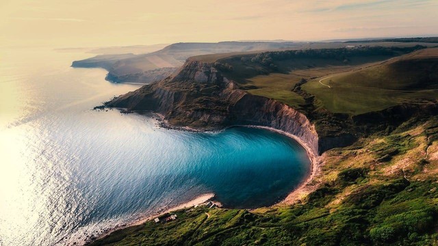 Mengenal Ciri-ciri Laut dan Ekosistem Air Laut. Foto: Pexels