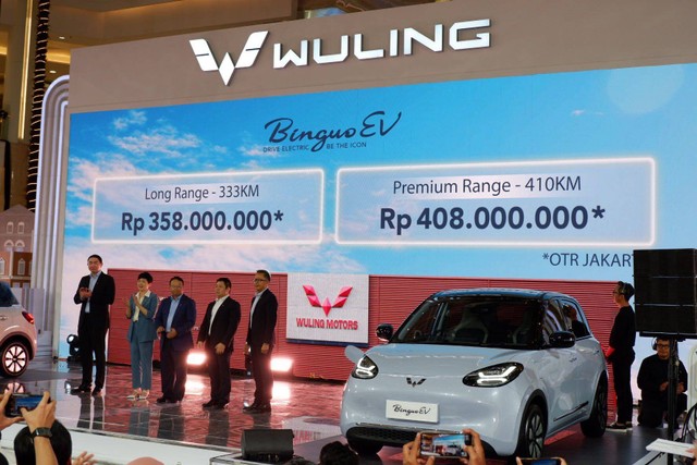 Harga resmi mobil listrik Wuling BinguoEV di Indonesia. Foto: Aditya Pratama Niagara/kumparan