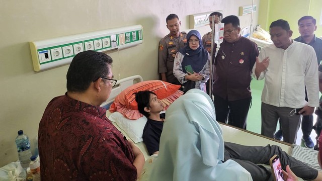 Mahasiswa Universitas Andalas (Unand), Kota Padang, Sumatera Barat (Sumbar), diduga keracunan usai mengkonsumsi bubur ayam yang dibeli dari pedagang. Foto: Dok. Istimewa