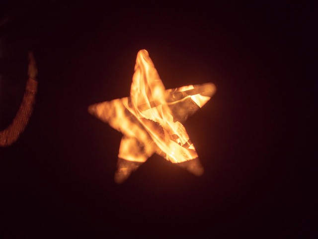 Ilustrasi Cara Membuat Bintang dari Kertas Origami. Sumber: Unsplash.com/Mike Kilcoyne