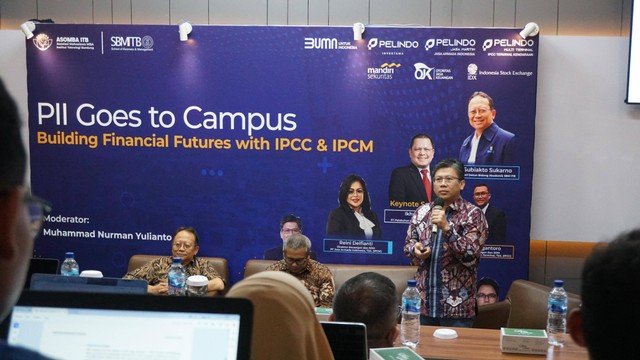 Seminar ASOMBA ITB dan Pelindo Investama tentang investasi di Bandung (16/12).  