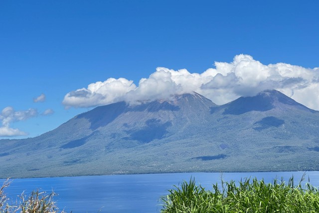 Gunung Lewotobi. Foto: Shutterstock