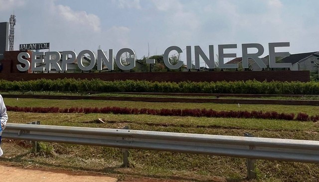 Tol Serpong-Cinere Seksi 2 pada Senin (18/12/2023). Foto: Widya Islamiati/kumparan