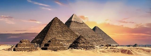 Ilustrasi mengapa piramida energi lebih menguntungkan daripada piramida ekologi lainnya? Sumber foto: Pixabay.com