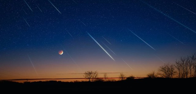 Ilustrasi Hujan Meteor. Foto : AstroStar/Shutterstock