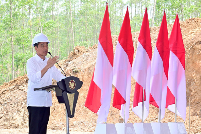 Presiden Jokowi di groundbreaking RSUP Nusantara, di Ibu Kota Negara (IKN) Nusantara di Penajam Paser Utara, Kalimantan Timur, Rabu (20/12/2023). Foto: Muchlis Jr/Biro Pers Sekretariat Presiden