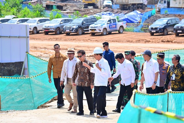 Presiden Jokowi di groundbreaking RSUP Nusantara, di Ibu Kota Negara (IKN) Nusantara di Penajam Paser Utara, Kalimantan Timur, Rabu (20/12/2023). Foto: Muchlis Jr/Biro Pers Sekretariat Presiden