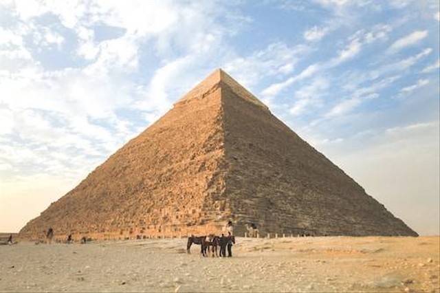 Ilustrasi Usia Piramida Mesir. Sumber: Unsplash