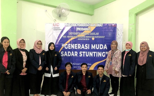 Edukasi Cegah Stunting di Pondok Pesantren Al-Ishlah Yogyakarta oleh MKM UAD (Dok. Istimewa)