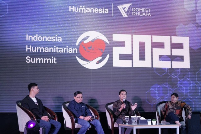 Forum Indonesia Humanitarian Summit 2023 berlokasi di Ciputra Artpreneur, Kuningan, Jakarta pada Kamis, (21/12), mengungkapkan Total penerima manfaat 2023 sebanyak 2.625.323 Jiwa dan total penerima manfaat sejak 1993-2022 sebanyak 33.946.523 Jiwa, dengan menyebar di 38 Provinsi se-Indonesia dan 26 Negara di Dunia. Dok Dompet Dhuafa
