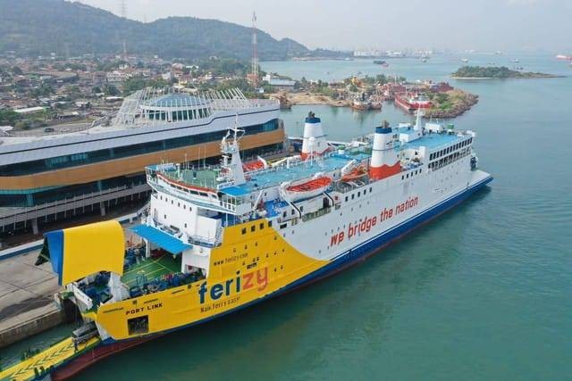 Ilustrasi kapal di Pelabuhan Bakauheni, Lampung Selatan. | Foto : Dok. PT ASDP Indonesia Ferry