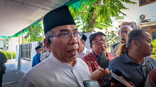 Ketua Umum Pengurus Besar Nahdlatul Ulama (PBNU), Yahya Cholil Staquf, di acara launching aplikasi Kamus Al-Munawwir dan Halaqah Pesantren di Ponpes Al-Munawwir di Sewon, Kabupaten Bantul, Sabtu (23/12). Foto: Arfiansyah Panji/kumparan