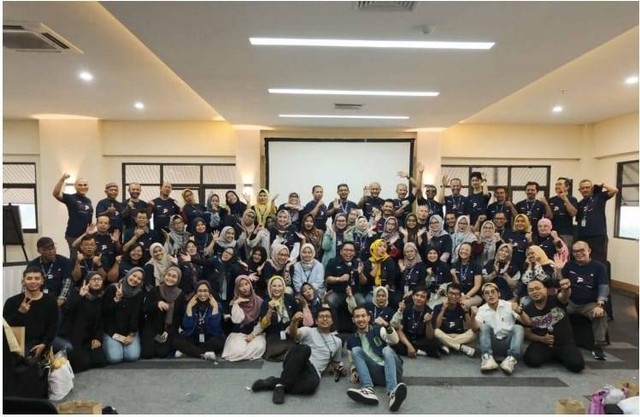 PT Pos Indonesia bersama HIPMI Academy HIPMI Kota Bandung menggelar pelatihan wirausaha Pospreneur yang diadakan di Graha Pos Indonesia, Kota Bandung, pada (4/12) lalu. Foto: Istimewa