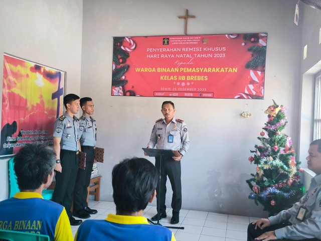 Berikan Remisi Khusus Natal Bagi WBP Lapas Brebes 