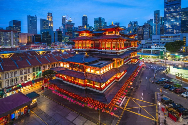  Aktivitas di Chinatown Singapore, Unsplash+/Getty Images