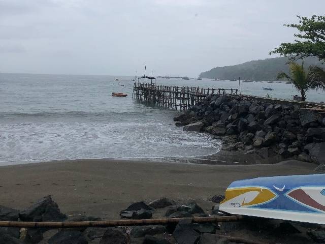 Sumber: Dokumentasi Pribadi/Nadia (Suasana Pantai Timur, Pangandaran, Jawa Barat)