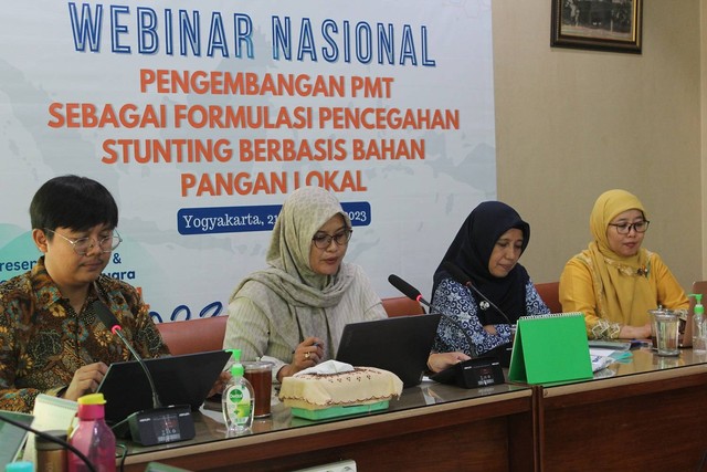 Webinar Nasional Pengembangan PMT sebagai Formulasi Pencegahan Stunting Berbasis Bahan Pangan Lokal (Dok. Istimewa)