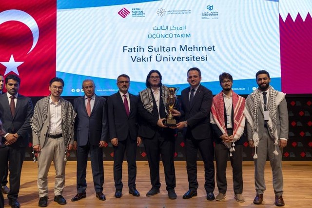 Raih Juara 1 Debat Se-Turki, Mahasiswa Indonesia di Kota Agri Berbagi Pengalaman