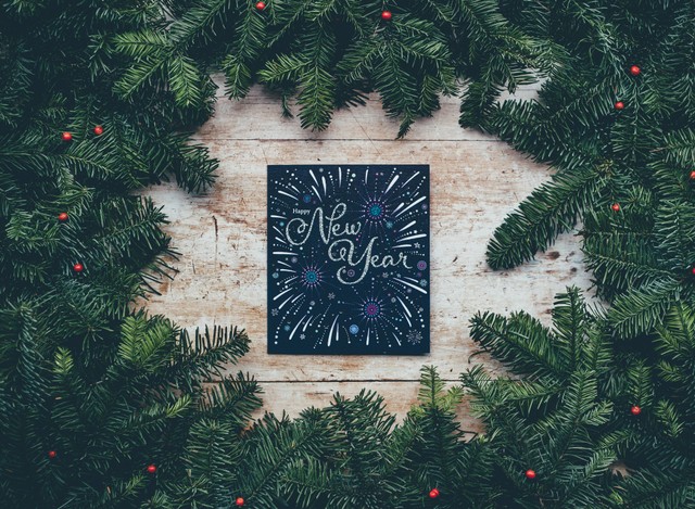 Ucapan Tahun Baru untuk Istri Tercinta. Foto: Unsplash/Annie Spratt.