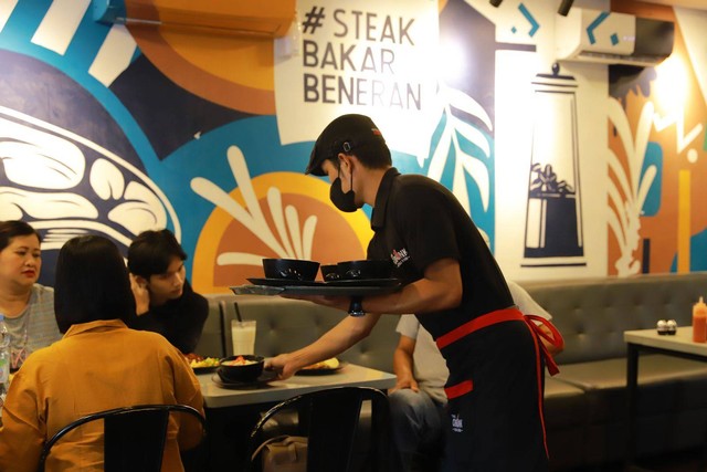 Suasana di The Obonk Steak & Ribs. Foto: Dok. istimewa