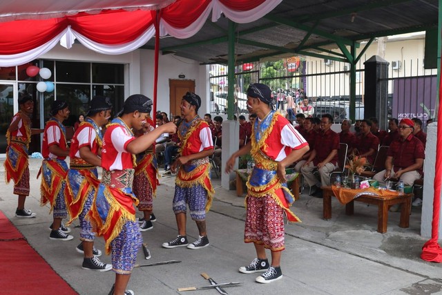 Tari Kobro Siswo Meriahkan Pembukaan Sarana Asimilasi dan Edukasi Lapas Magelang