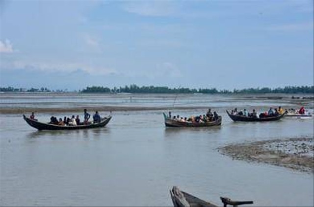 gambaran para pengungsi rohingya berpindah pindah. sumber foto: shutterstok