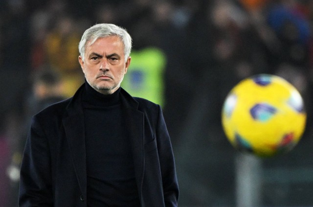 Jose Mourinho, pelatih AS Roma. Foto: REUTERS/Alberto Lingria