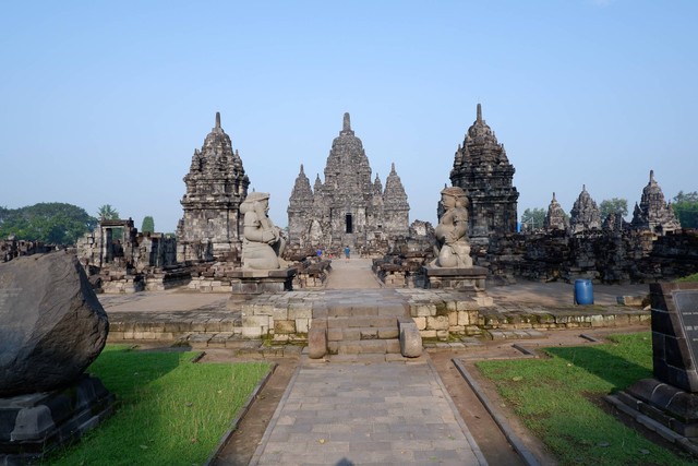 [Candi Sewu Yogyakarta] Foto hanya ilustrasi, bukan tempat sebenarnya. Sumber: unsplash/ApryanWIdodo