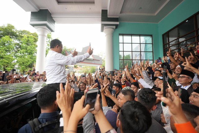 Capres 01 Anies Baswedan mengikuti Silaturahmi Akbar AMINKEUN Ciamis di Islamic Centre Ciamis, Jawa Barat, Kamis (4/1/2024). Foto: Dok. Istimewa