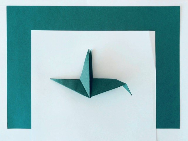 Ilustrasi Cara Membuat Shuriken dari Origami. Sumber: Pexels.com/Capped X