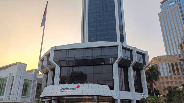 Ilustrasi gedung Indosat Ooredoo Hutchison (IOH). Foto: Indosat Ooredoo Hutchison