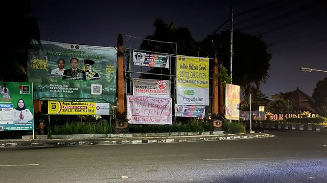 Spanduk Nyinyir Gibran Bertebaran di Bali Jelang Kampanye. Foto: Dok. Istimewa